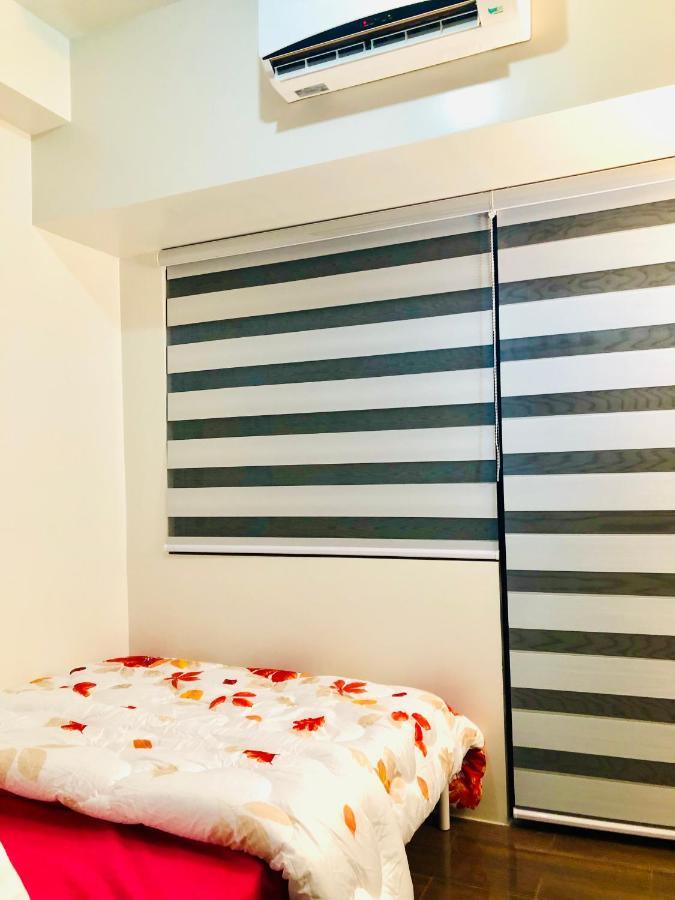 Air Residence 1Br With Balcony Free Netflix And Disney Plus Manila Exterior photo